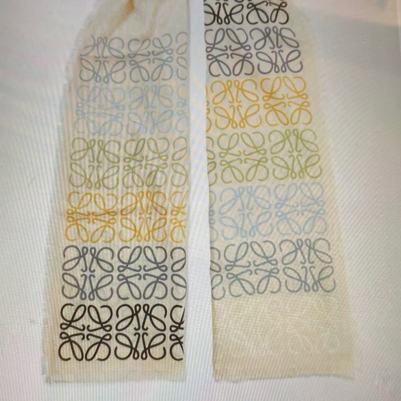 LOEWE scarf Lg - Picture 6 of 10